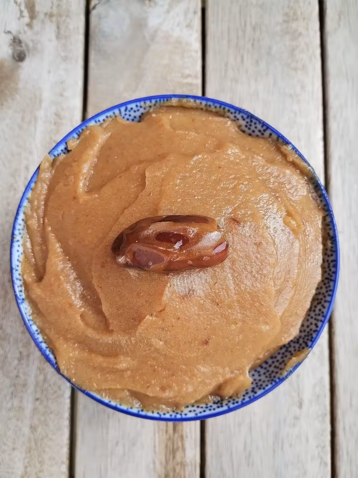 Purée de dattes parfumée à la vanille
